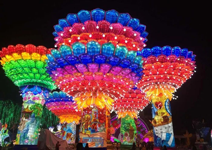 恐龙灯会闪耀盐都，自贡名片更加璀璨
